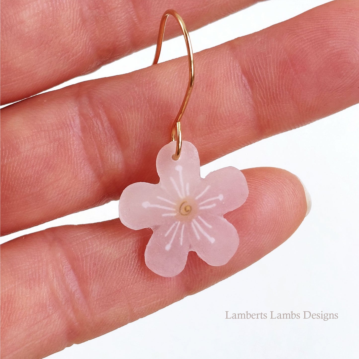 Minimalistic Pink daisy flower earrings, handmade simple hanging  daisy earrings