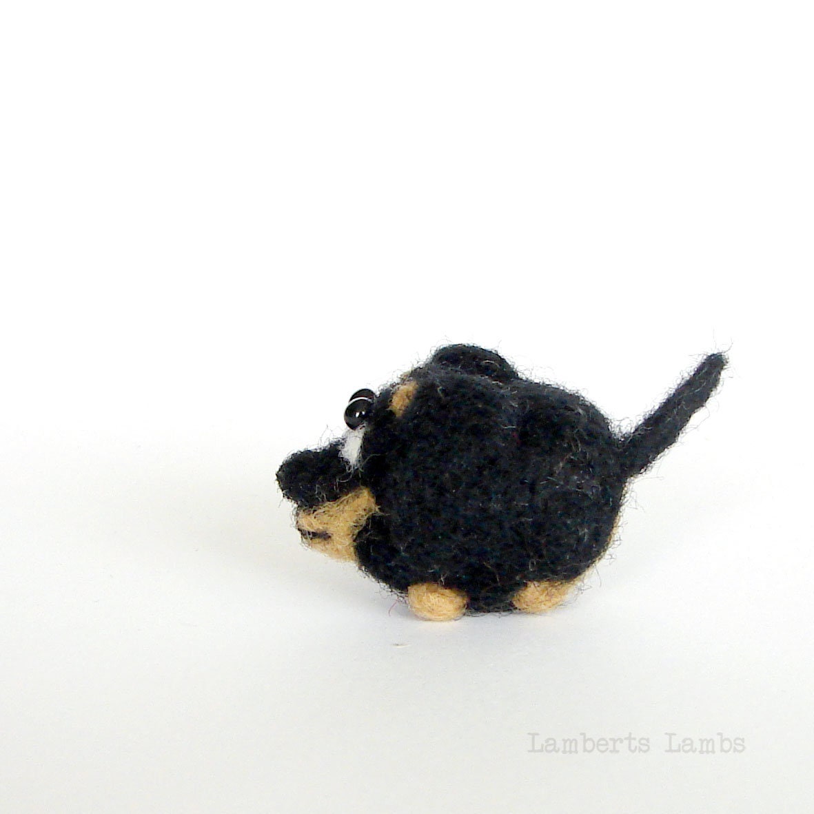Needle felted Dachshund Felted dog, Tiny wool dog