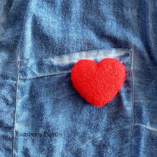 Needle felted Heart Brooch, Handmade Felted Heart Brooch - Red