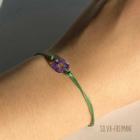 Small Purple Flower String bracelet, Friendship bracelet, Boho-chic bracelet