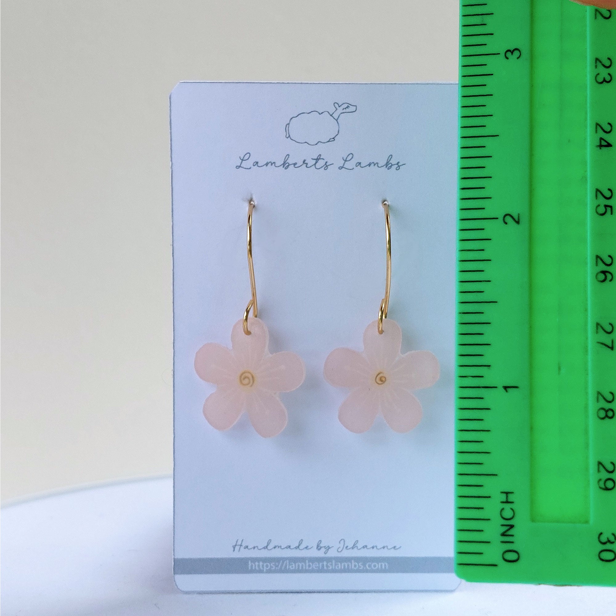 pink simple daisy earing 6 pink simple daisy earing 6